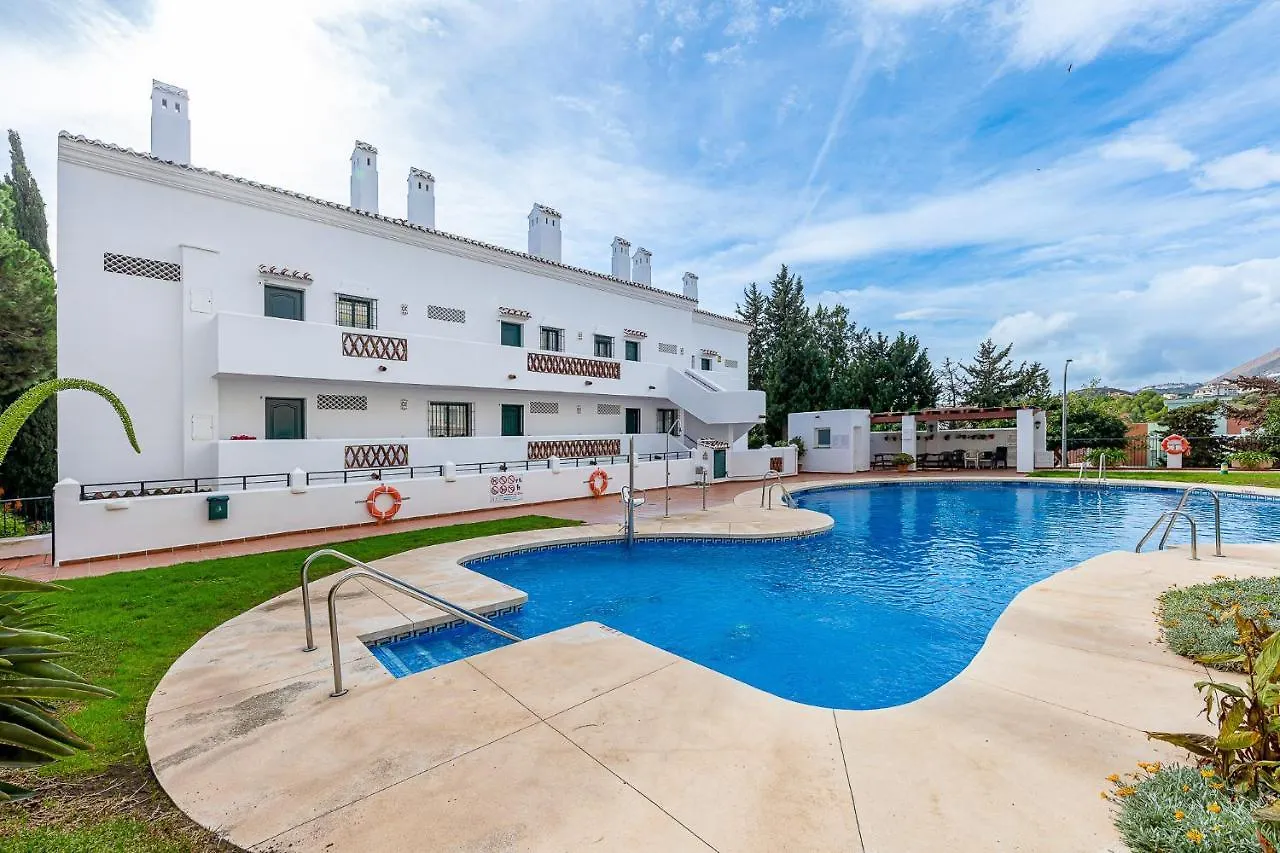 797 Holiday Rentals - Apartamento En Pueblo Del Parque Benalmadena Apartment