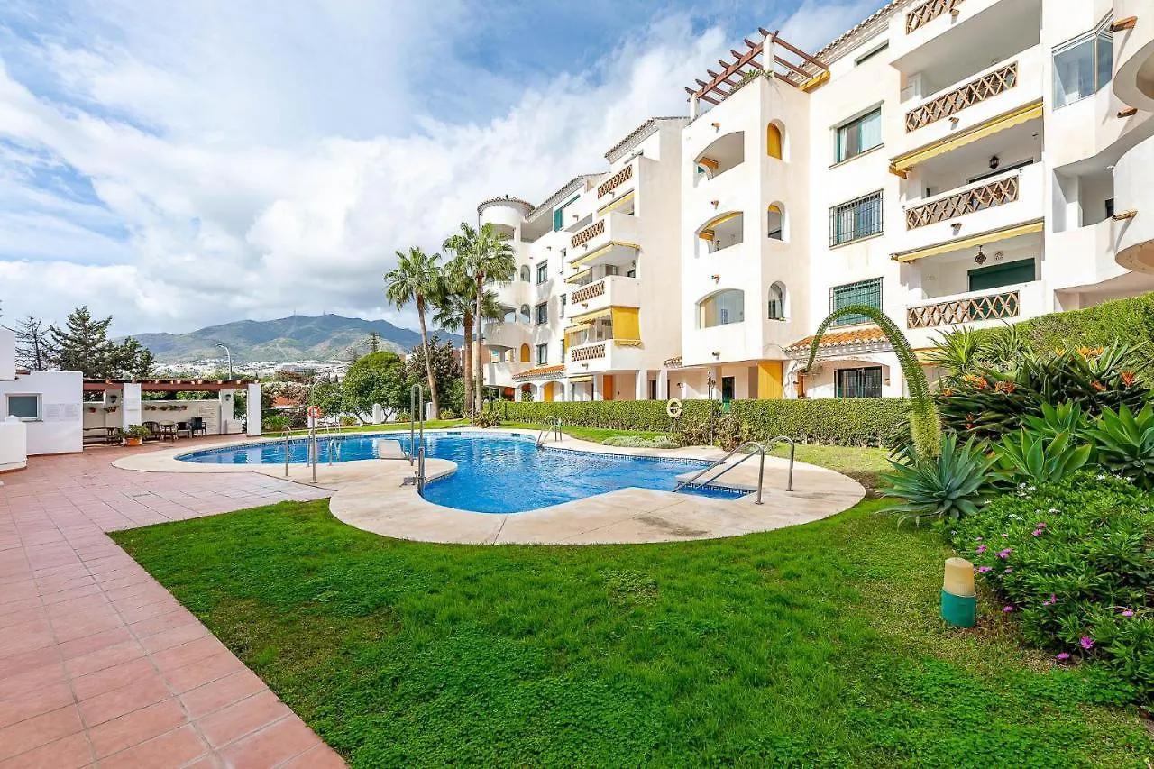 797 Holiday Rentals - Apartamento En Pueblo Del Parque Benalmadena