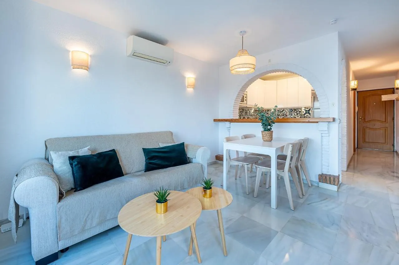 797 Holiday Rentals - Apartamento En Pueblo Del Parque Benalmadena